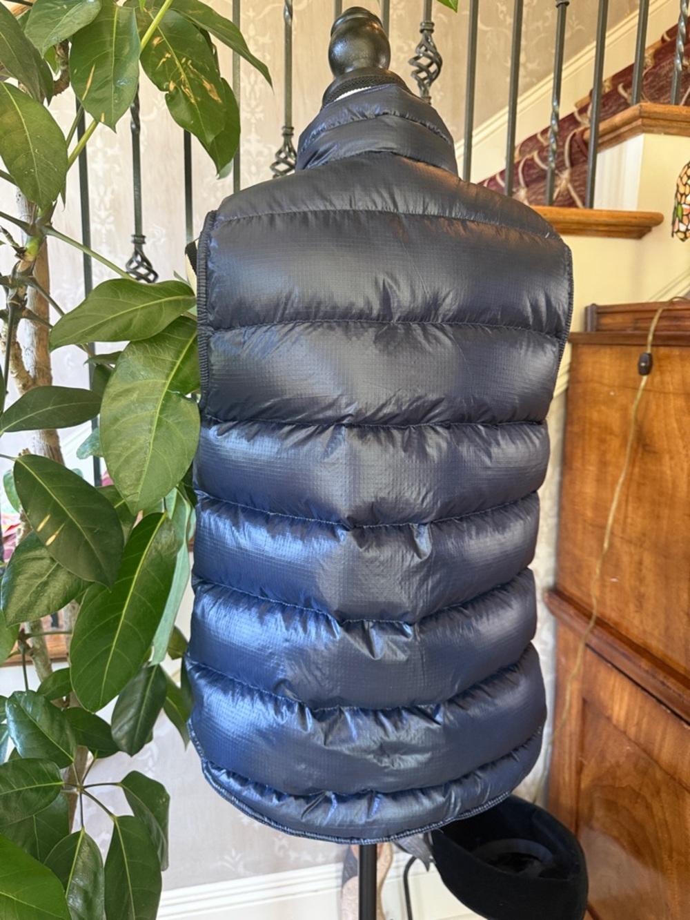 J CREW ladies, navy puffer, jacket, size, medium, zipper snap closure, exc cond - Picture 10 of 13